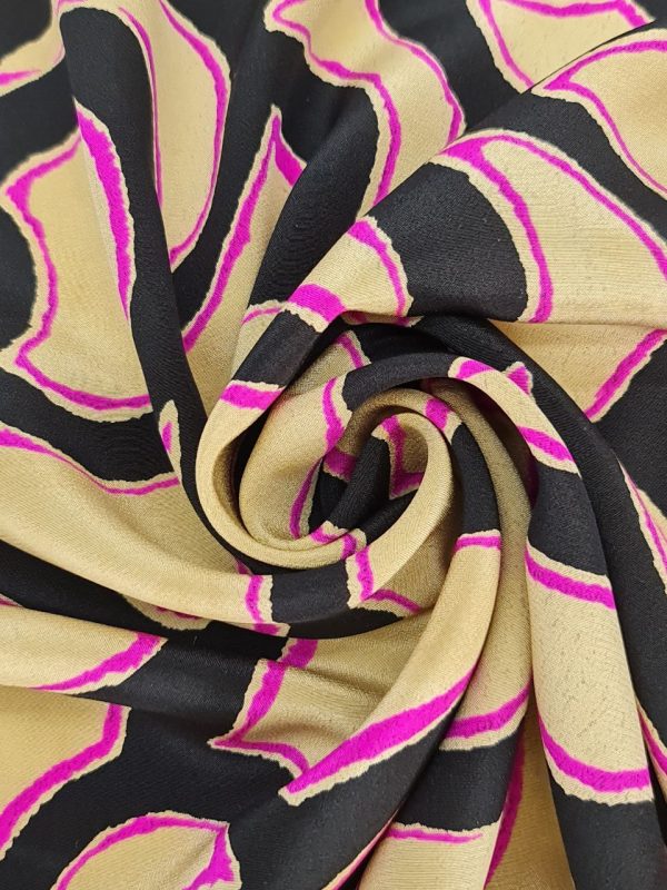 Crepe de chine fiori stilizzati contorno fuxia